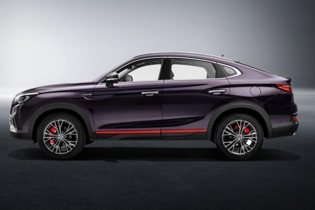 长安汽车2023款CS85COUPE上市，售价11.99万起