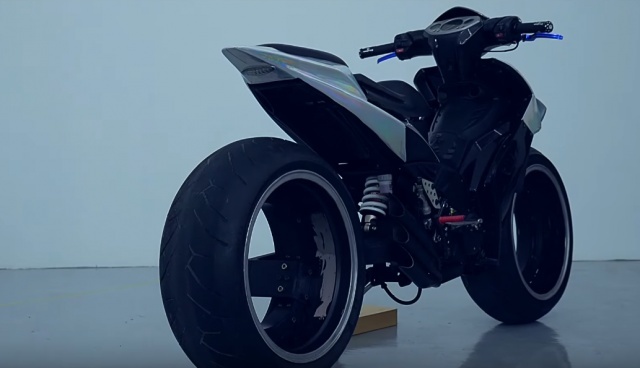 马来西亚Demak Evo ZR 110 无轮毂车轮摩托现世