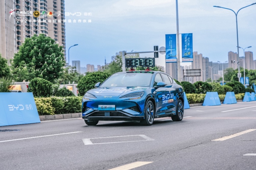 科技赋能体育，比亚迪海洋网助力兰州马拉松打造绿色无废赛事