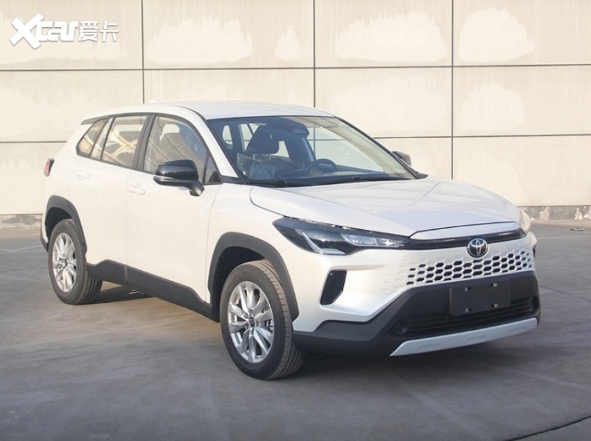 8月车市销量丨小型车依旧坚挺，燃油车跌出前十，下滑成常态？