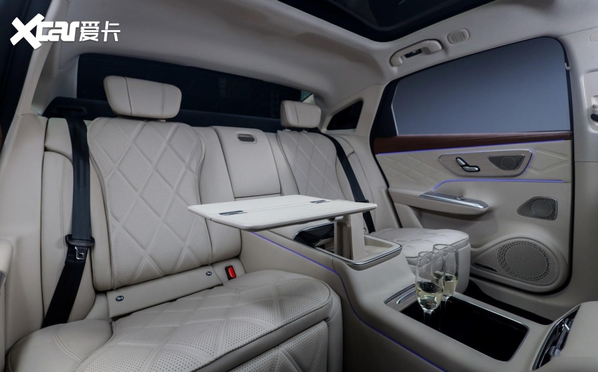 用自己的方式诠释高端，风云A9L光辉（四驱）推4款车型