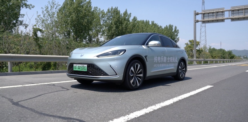 极狐阿尔法S，它是有实力？还是只有噱头？