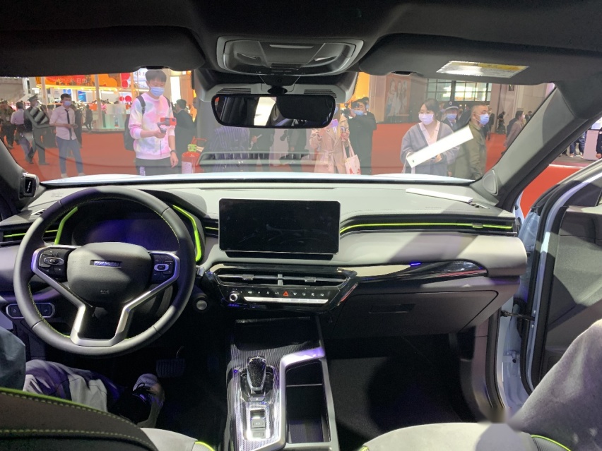 搭柠檬平台混动技术，百公里油耗4.6L，哈弗赤兔预售10.98万起
