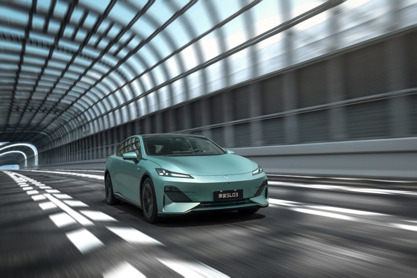 2024款深蓝SL03纯电版上市，看似降价，实则减配？
