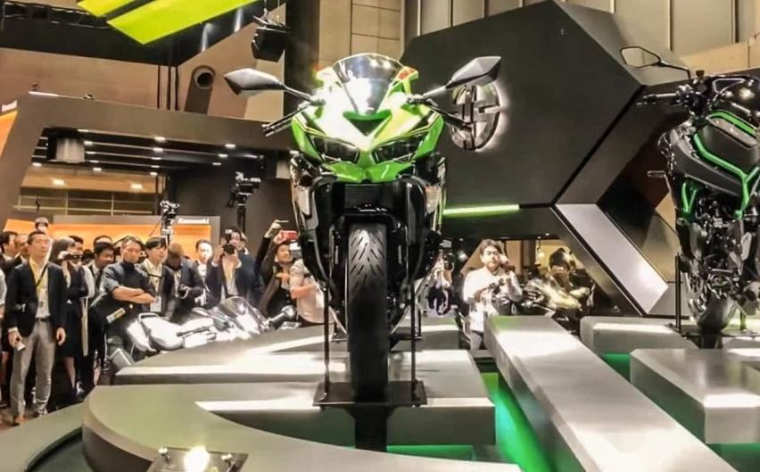 川崎ZX-25R，号称250CC排量最强机车