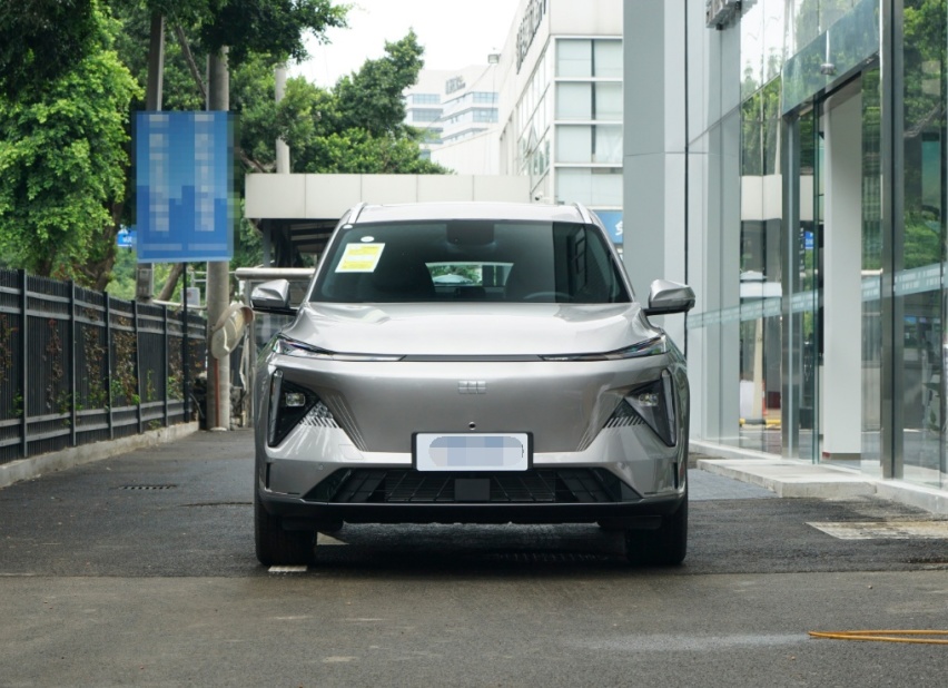 敢媲美30万级豪车，银河L7这是吃了熊心豹子胆吗？