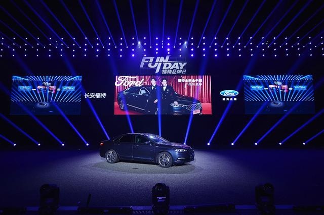 高性能+智能辅助，全新福克斯Active领衔，福特推三款车型
