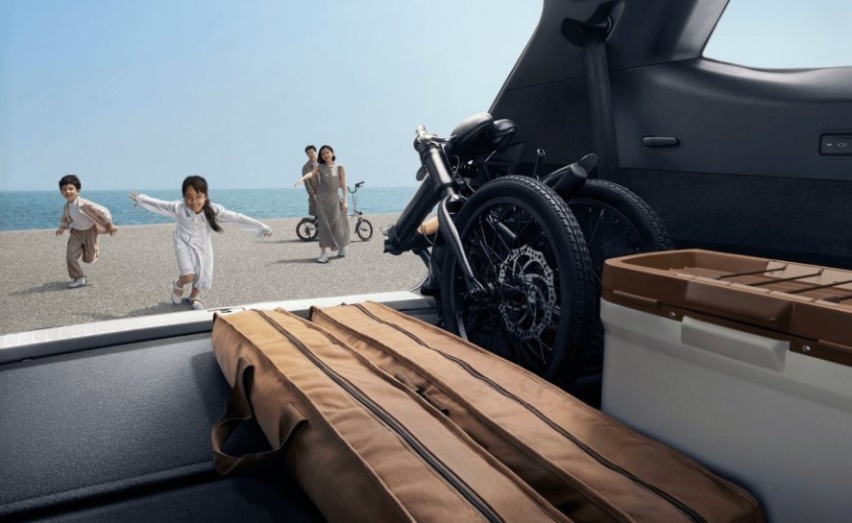 40万德系豪华唯一大6座SUV 奥迪Q6空间大 标配quattro