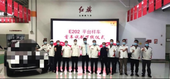 小鹏G9将于9月21日上市;法拉利入门敞篷Roma Spider谍照曝