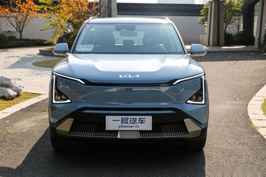 15万级合资纯电SUV，百变座舱够给力，起亚EV5了解一下