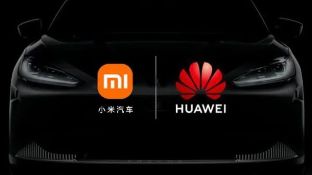 all in的小米与inside的华为，为何选择了不同的方向