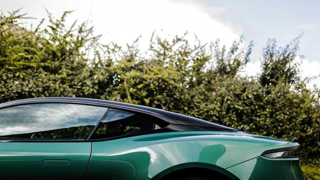 向冠军致敬，全球限量24台，725匹马力Aston Martin