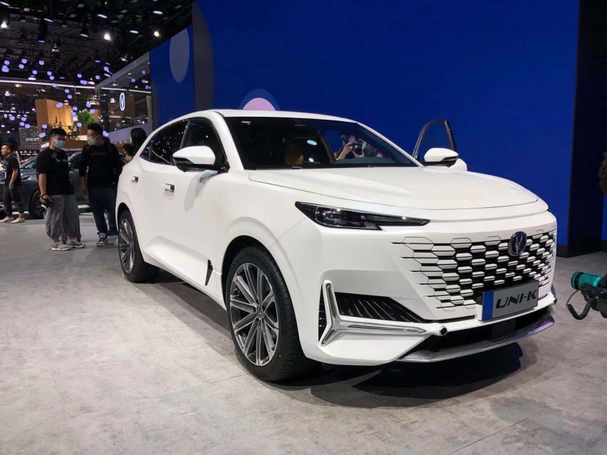 极具科幻气息，大五座SUV，长安UNI-K实车广州车展亮相