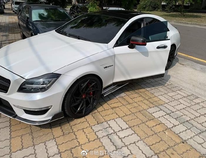 奔驰CLS63 5.5T德国Techtec刷电脑刷ECU电脑
