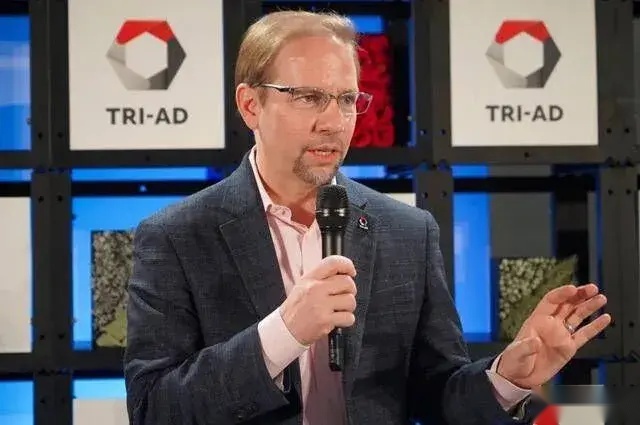世纪联姻！华为拿下全球最大车企，中国智驾出海指日可待