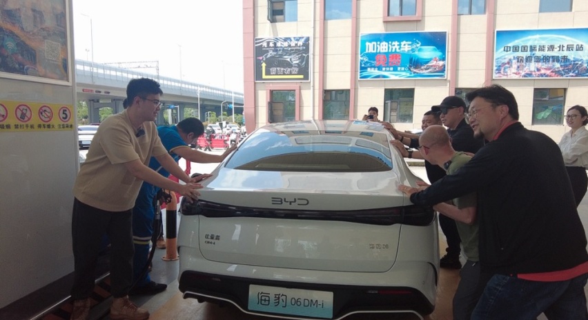 2.28L/100km的亏电油耗从何而来？海豹06 DM-i抢先测，有