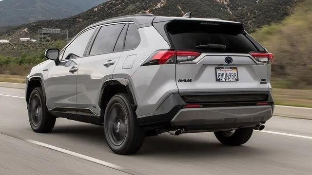 RAV4混动版深度评测，省油动力强，但有一点别抱太大希望