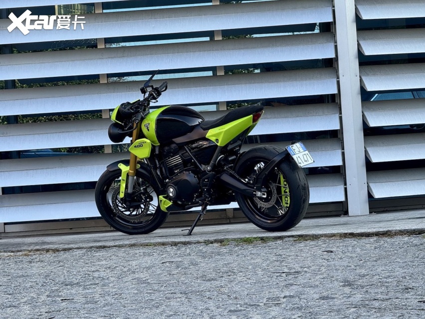 爆改凯旋Speed 400