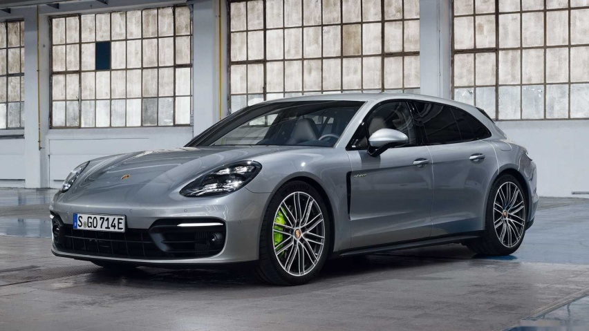 2021-porsche-panamera-4-e-hybrid-front-3-4.jpg