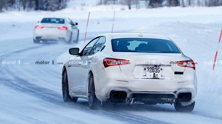 maserati-ghibli-facelift-spy-photo (1)