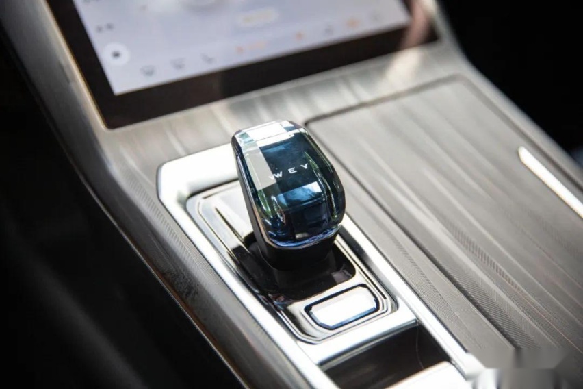 浅尝“加料”后的拿铁DHT-PHEV，油耗惊喜、细节让奶爸微笑
