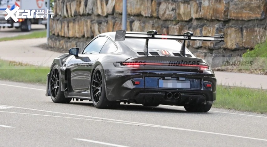 全新保时捷911 GT3 RS无伪谍照，拥有夸张尾翼