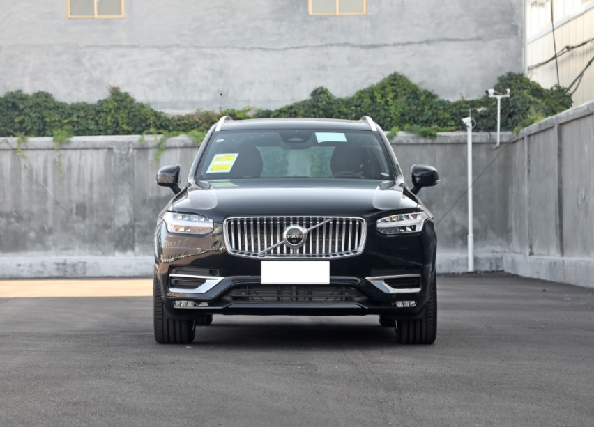 与宝马X5同级，直降13万，沃尔沃XC90为啥还卖不过宝马X3？