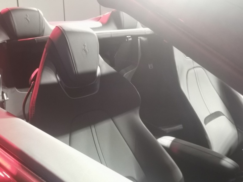 最别致的“法拉利”，聊聊Ferrari Roma Spider