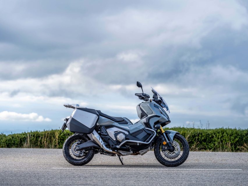运动越野踏板摩托，2021款本田X-ADV升级，增加骑行模式