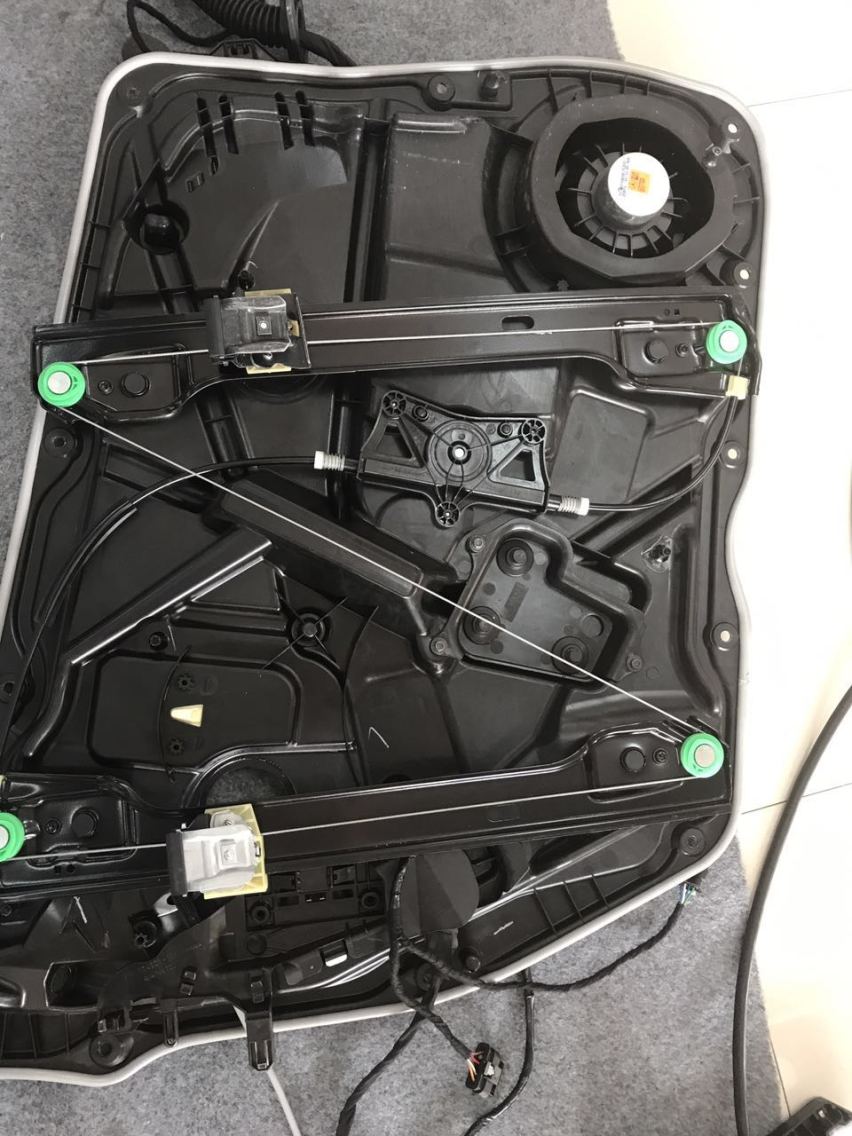 20款奔驰GLS450升级原厂电吸门，关门更优雅更静音，赞
