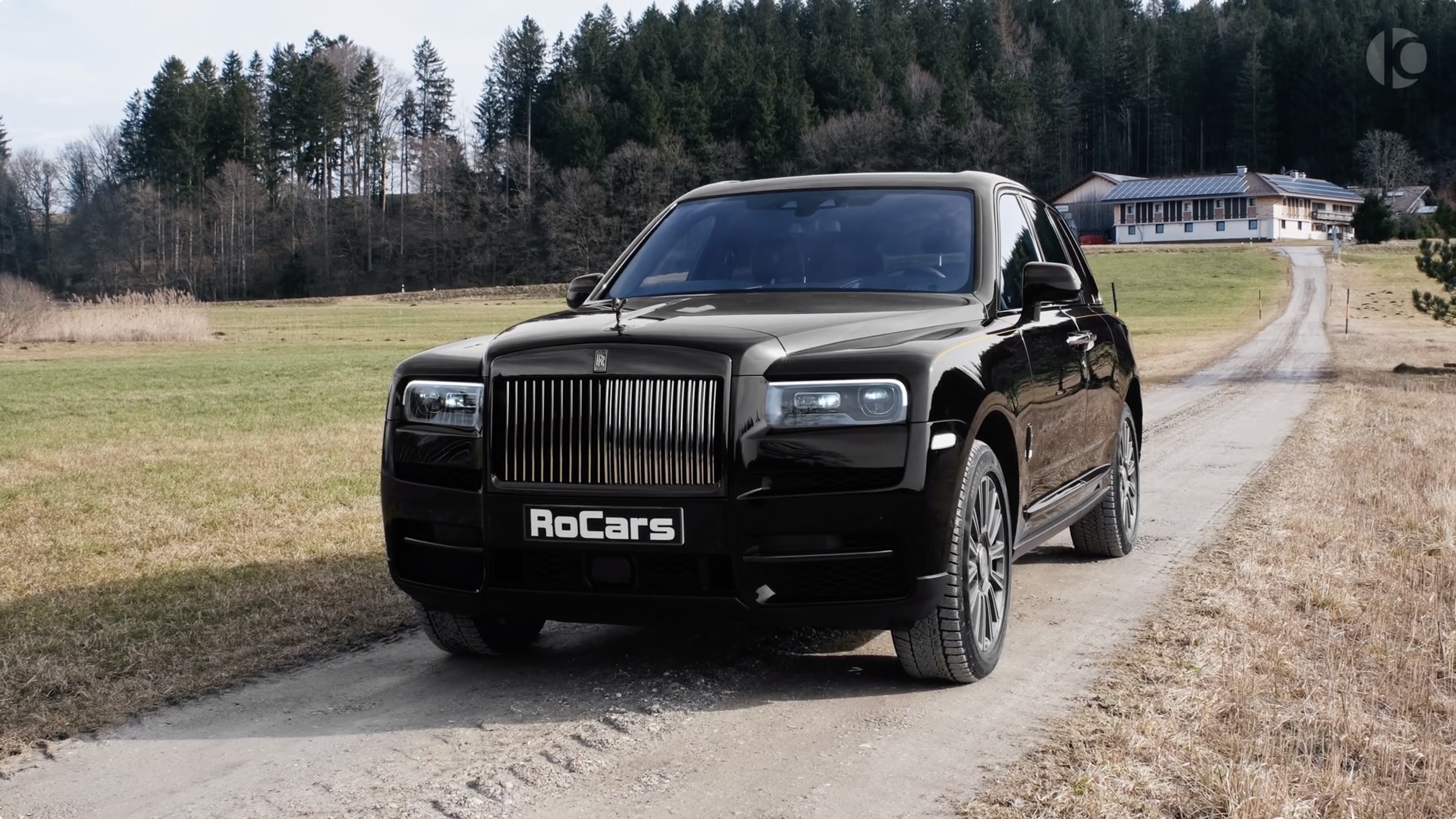 ˹R˹ (2020) - V12ASUV չ