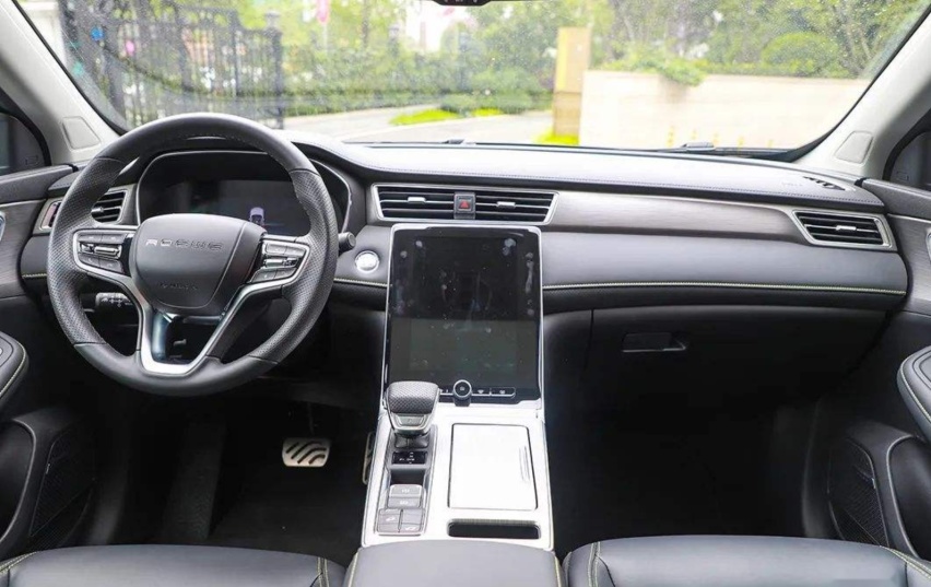 裸车13万,买科技感十足的SUV?选择这几款,真的不输合资
