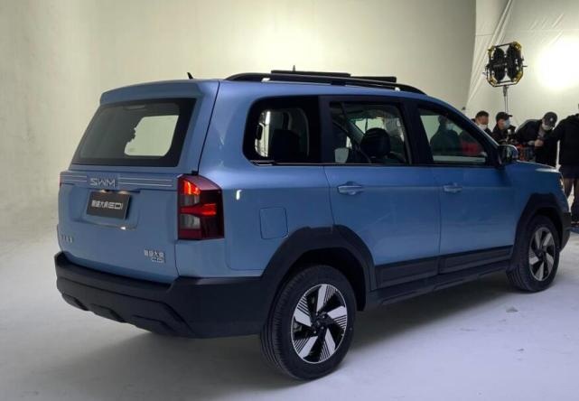 10万级七座SUV，续航或超1000km！斯威大虎ED-i增程版谍照曝