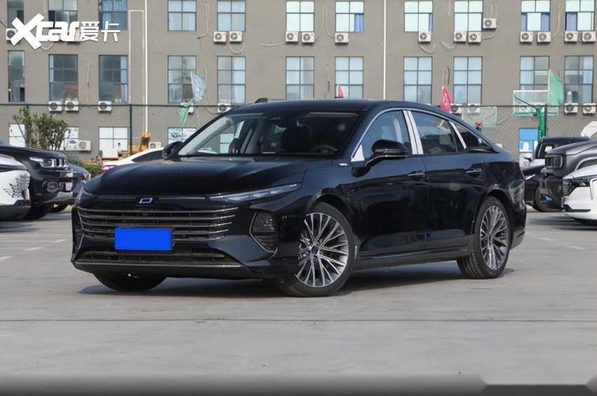 车长近5米却只卖7万块?还有0首付?奔腾b70最新优惠来了!