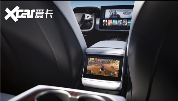 特斯拉发布新Model S内饰，设计师：这回大家满意了吧