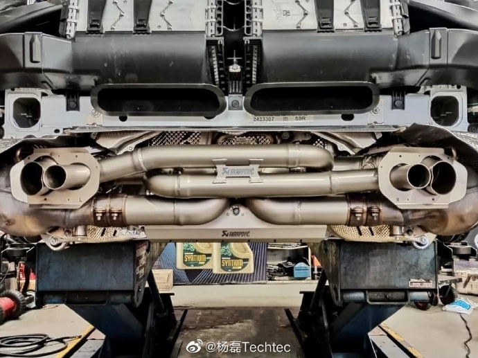 保时捷992 Turbo S改装AK天蝎Akrapovic钛合金排气
