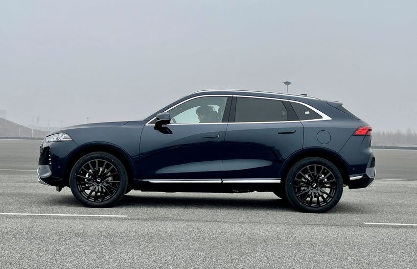 魏牌摩卡DHT-PHEV，彻底解决里程焦虑痛点？