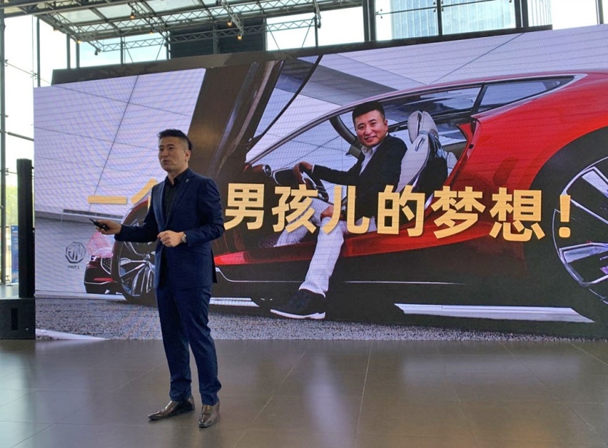 3秒破百！这品牌推出敞篷超跑 年轻人都买得起？