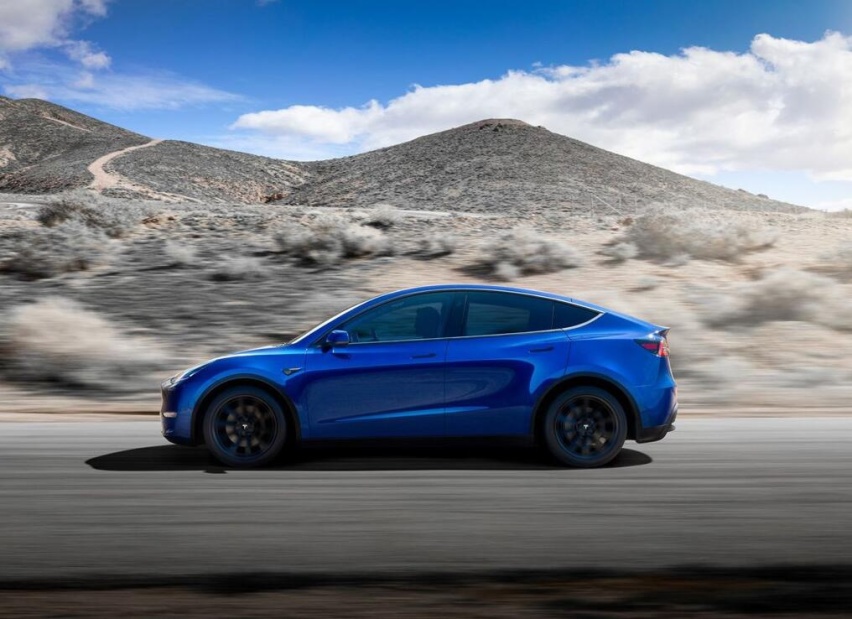 Model Y 标准续航版低价上市，蔚来EC6还值得买吗？