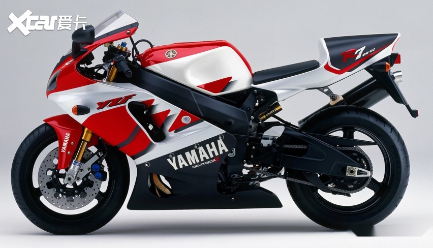90年代终极赛道神器：雅马哈YZF-R7 OW-02