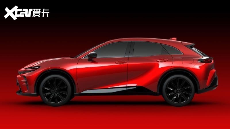 丰田皇冠Sport SUV谍照曝光，除了不像皇冠，其他哪都好