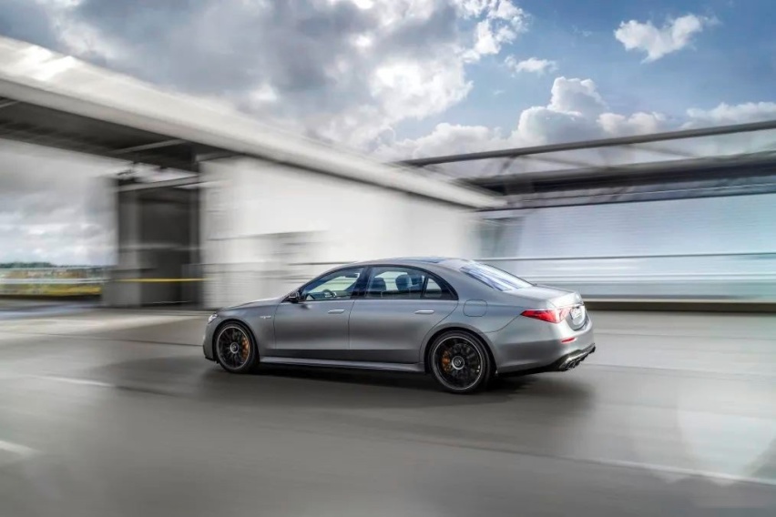 全新梅赛德斯-AMG S 63 E PERFORMANCE全球首发