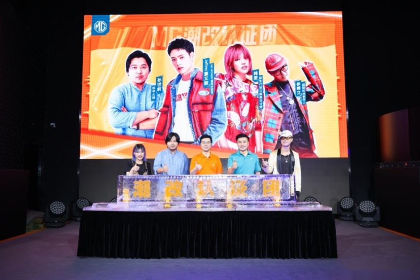 潮人大咖纷纷入伙 组团改装合法出街
