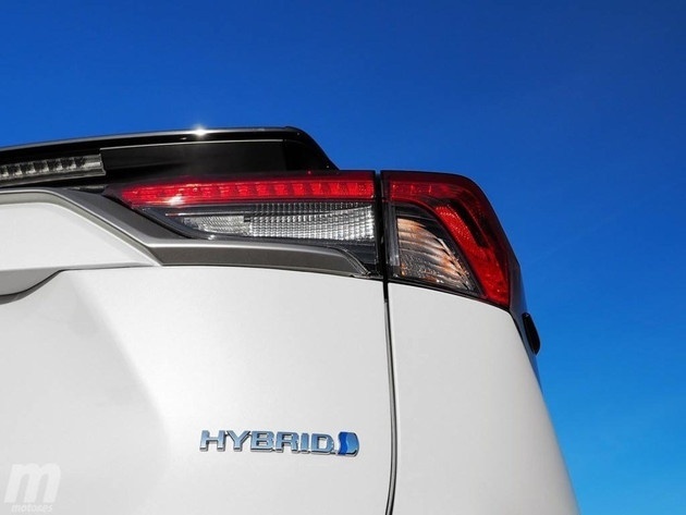 丰田RAV4纯电动车型将于明年发布，油改电车型你会买吗？