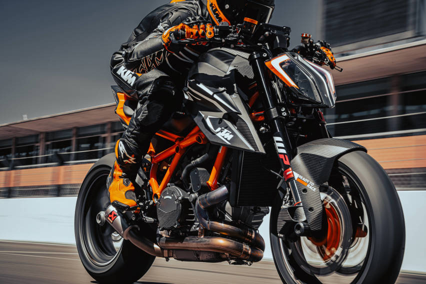 野兽入侵，注意！2023 KTM 1290 SUPER DUKE RR