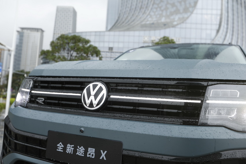 外观宜商宜家，乘坐舒适感明显   驾驶2023款途昂X青云限定版