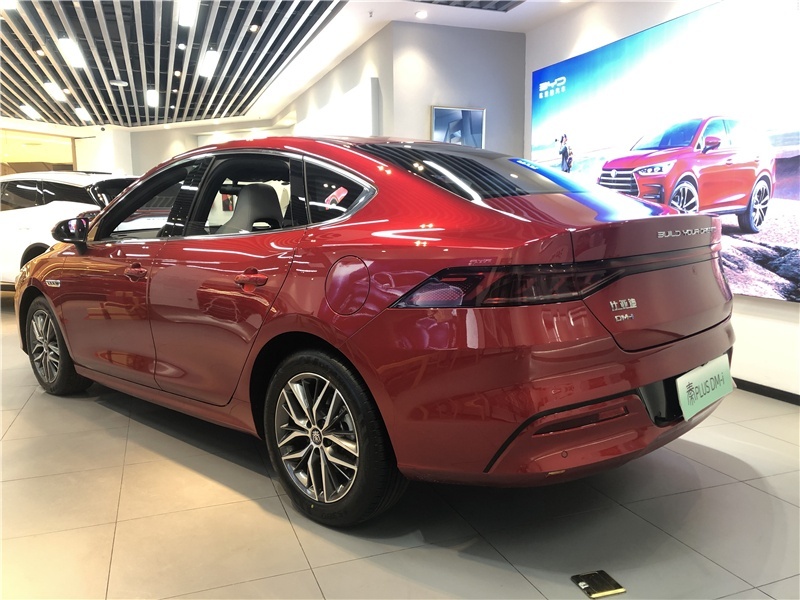 探店：秦PLUS DM-i提车约等3个月，订单比汉EV多