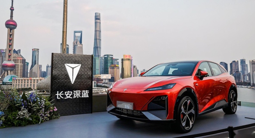 深蓝S7售价喜人 能否在新能源中型SUV站稳脚跟？
