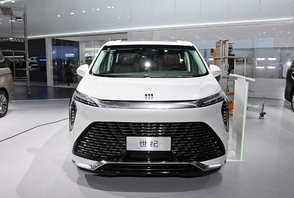 2.0T+9AT+48V轻混，2025款世纪CENTURY即将上市