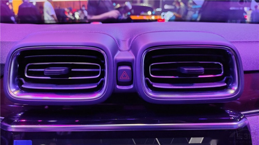 2021上海车展：领克02Hatchback亮相